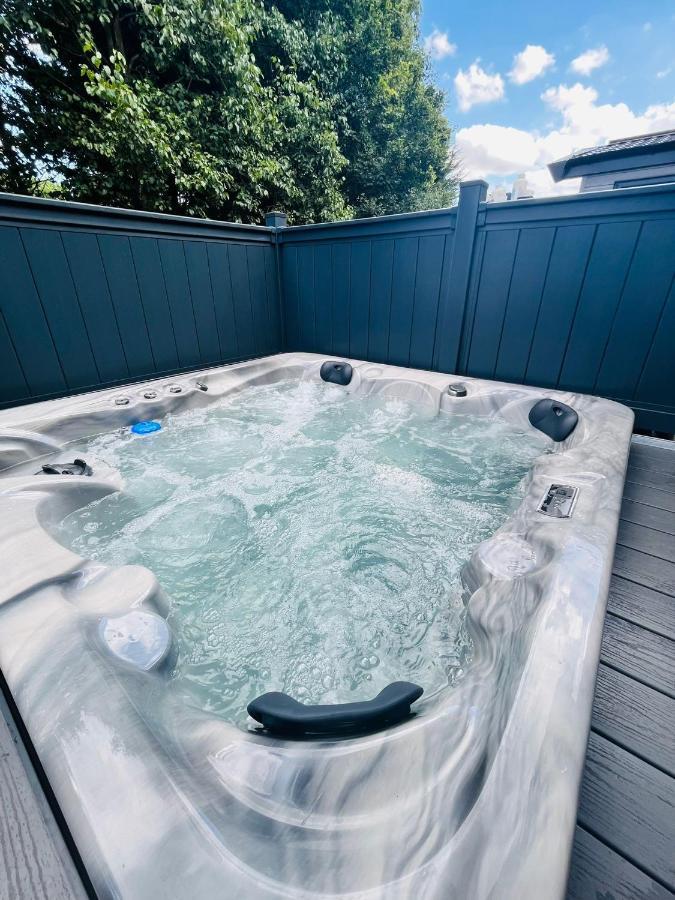 Fir Tree Lodge With Hot Tub York Exteriér fotografie